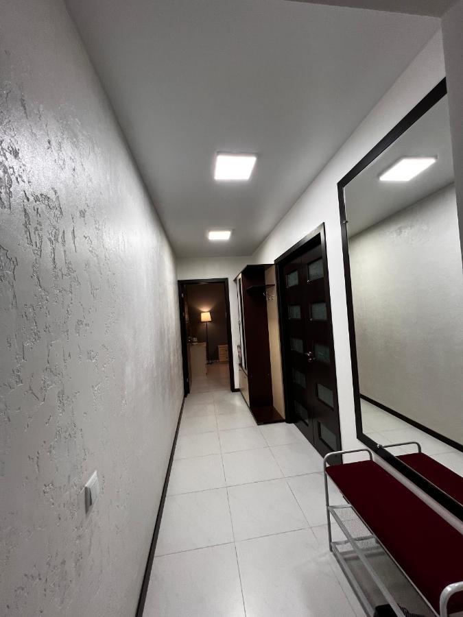 Sky The Apartment Centre ตีรัสปอล ภายนอก รูปภาพ