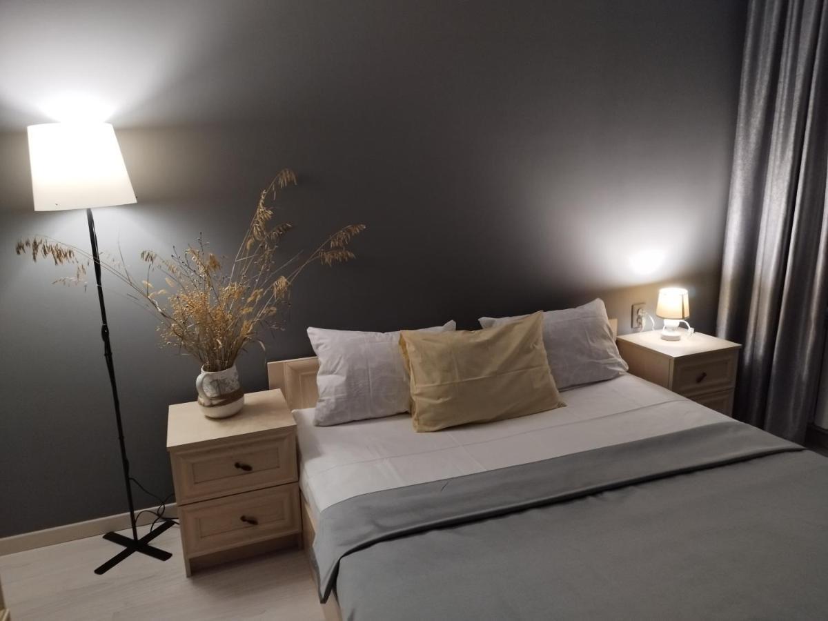 Sky The Apartment Centre ตีรัสปอล ภายนอก รูปภาพ